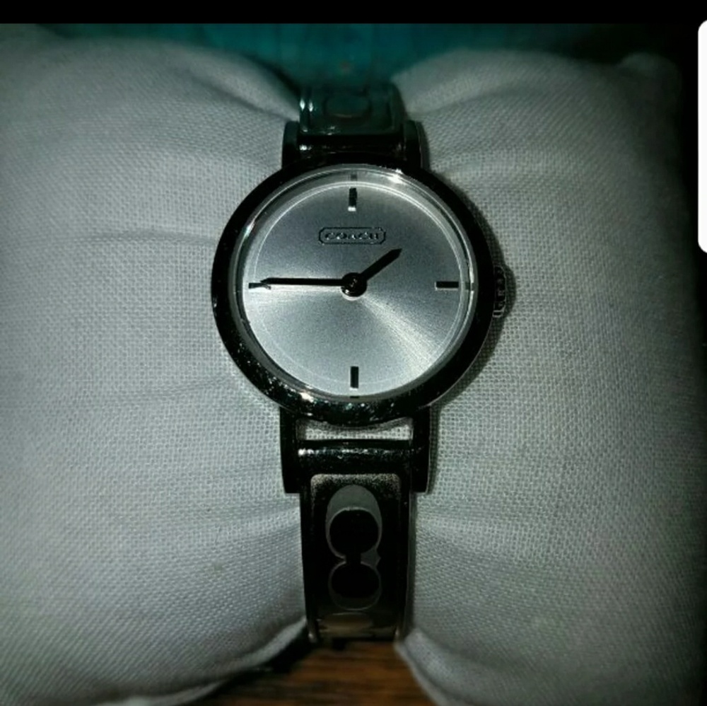 Coach Watch - Picture 2 of 4